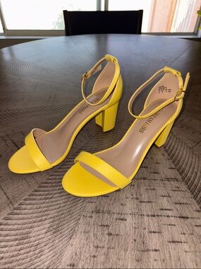 Dream Pairs Yellow Ankle-Strap Block Heel Sandals